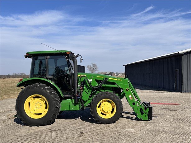 2019 John Deere 5090E